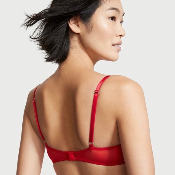 ❤️Victoria Secret Dream Angels
Wicked Unlined Bow Balconette Rhinestone Bra - Picture 2 of 4